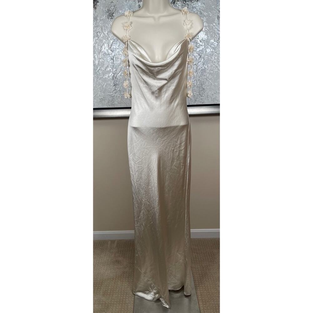 SELF-PORTRAIT Satin Flower Floral Champagne Off the Shoulder Maxi Dress Size 2 - Picture 4 of 13